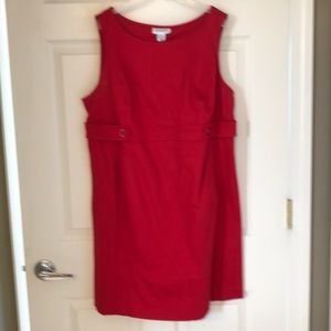 Gorgeous red shift dress.